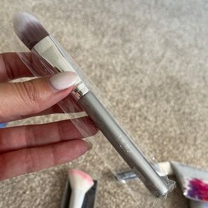 Pur Silver Makeup Brush